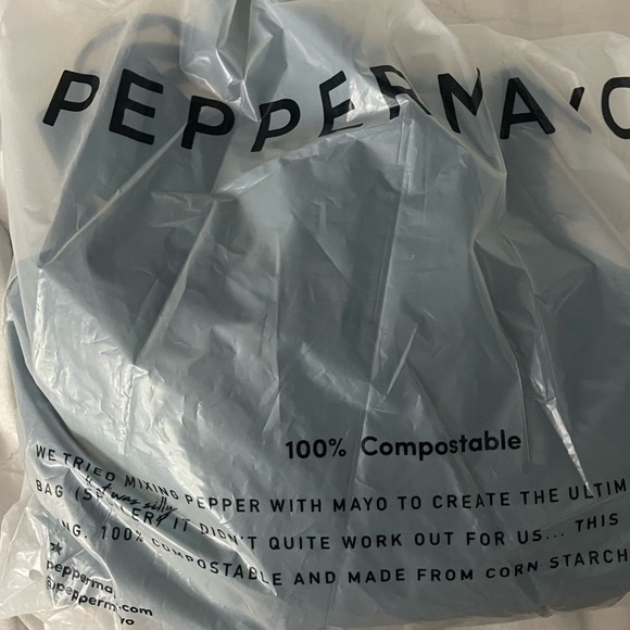 🆕 Peppermayo Exclusive - Flora Satin Mini Dress - Forest Green - Picture 3 of 6